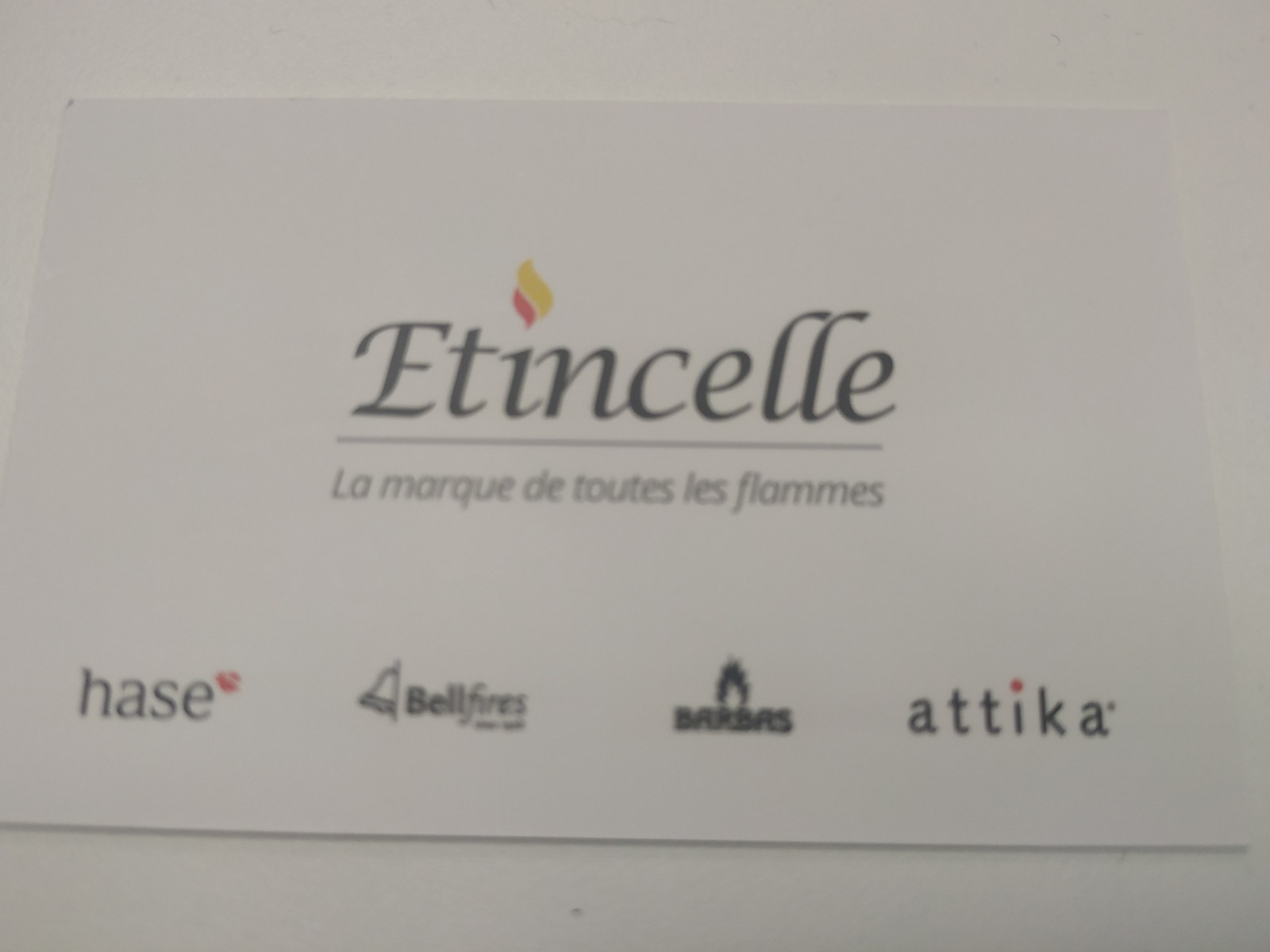 Acheter une cheminée contemporaine de marque Atika Launaguet ( proche Toulouse) Etincelle