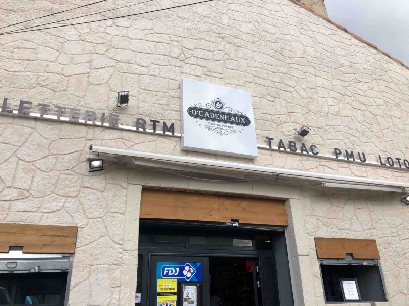 Brasserie spécialité rôtisserie au feu de bois  la gavotte pennes Mirabeau proche de Marseille  O cadeneaux