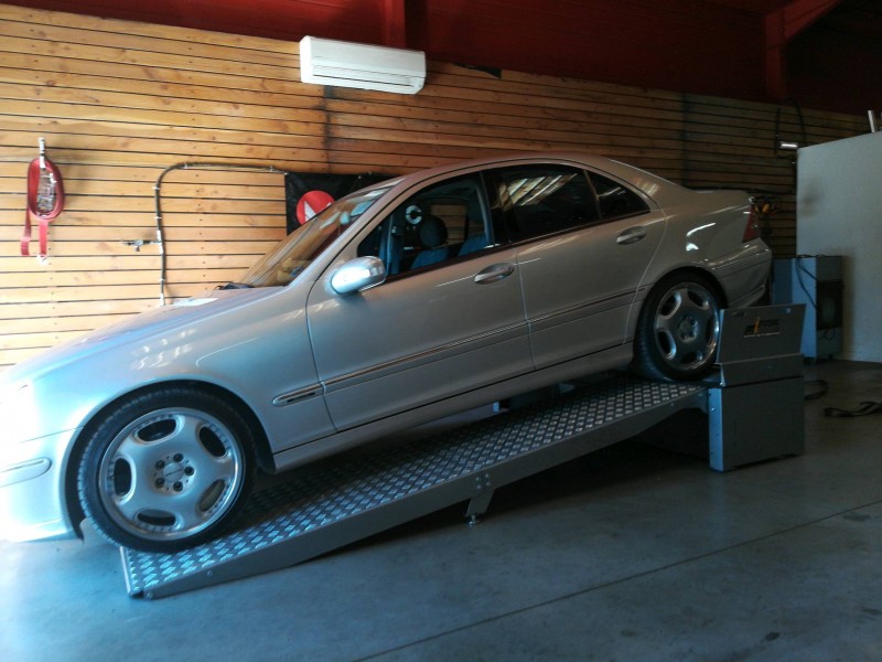 Où trouver un garage pour reprogrammation moteur à l'éthanol sur Nîmes proche d'arles