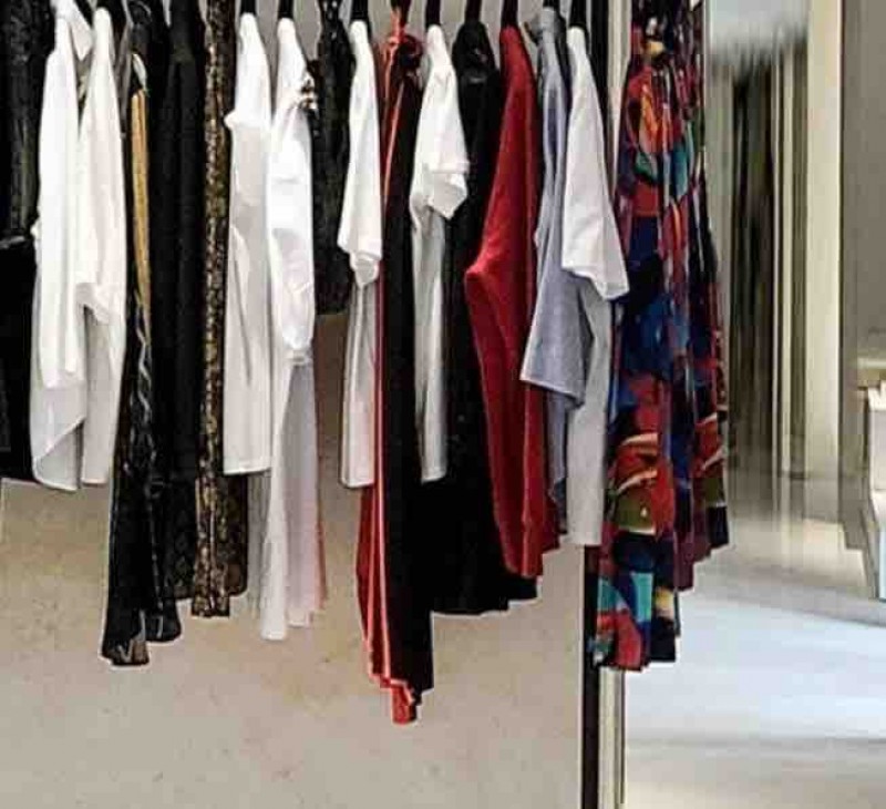 Boutique de vêtements et chaussures  femme ultra branché  Aix en Provence proche de Marseille  Lulli sur la toile