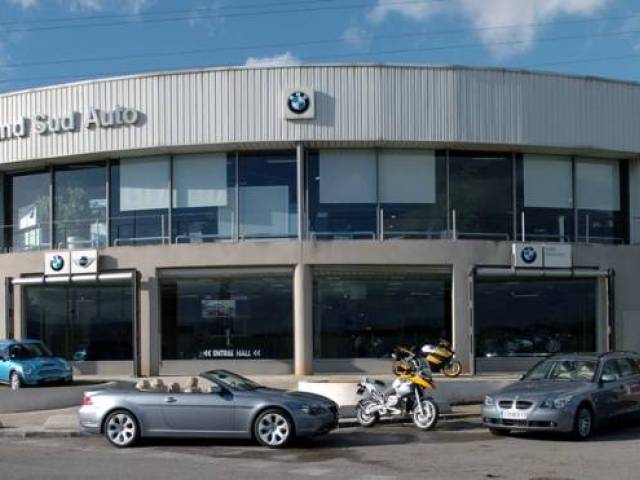 Concessionnaire auto BMW 
