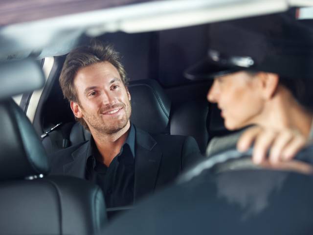 Transport en taxi et guide touristique avec bougerausud.com