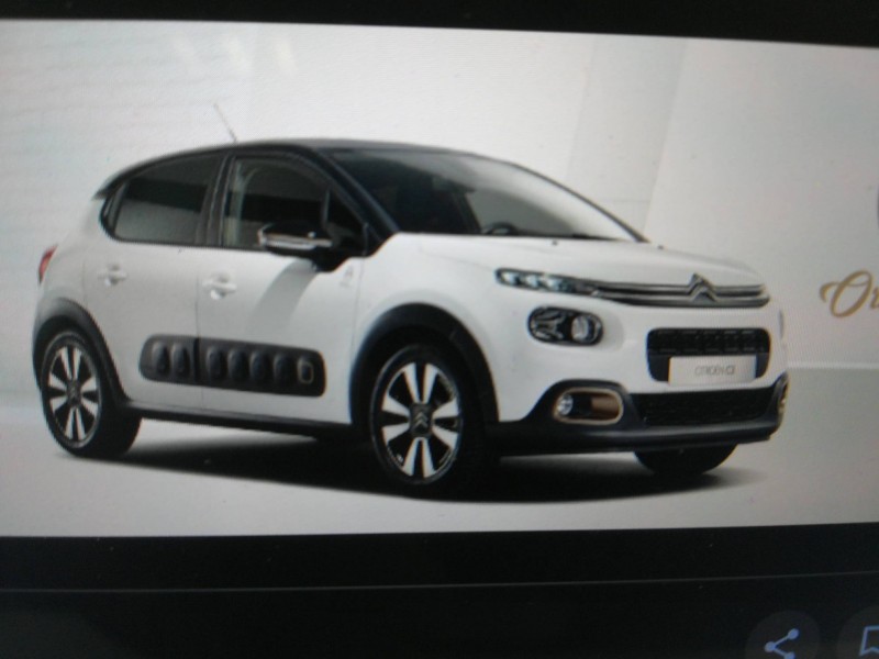 Vente de voiture d'occasion C3 HDI confort à Riom-ès-Montagnes à côté de Aurillac