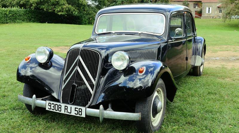 Les éditions collector des 100 ans Citroën disponibles dans votre garage DG Automobiles à Lyon