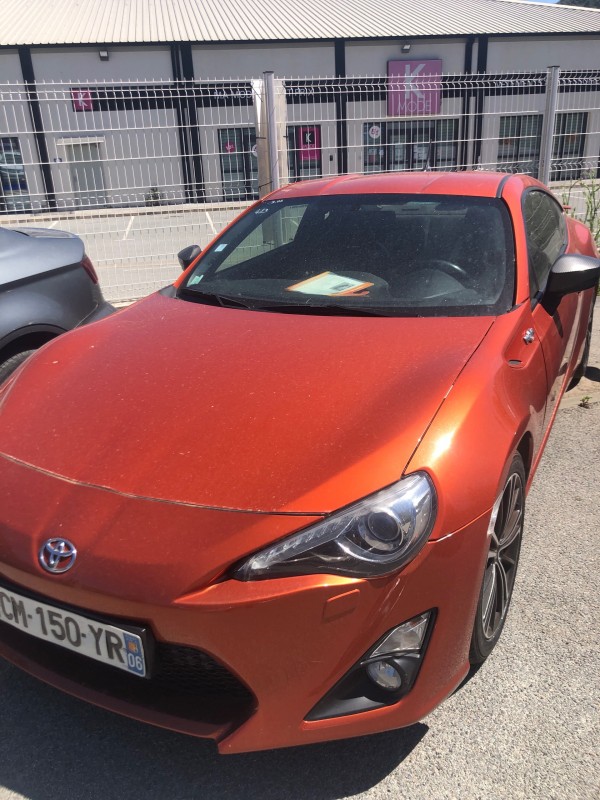  Recherche une Toyota GT 86 à Draguignan 