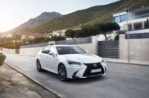 Voiture hybride japonaise Lexus GS 450h
