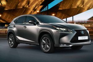 Crossover hybride haut de gamme Lexus NX 300h