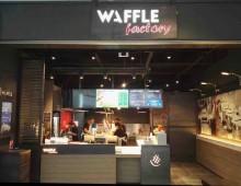 Repas original à base de gaufres salées et sucrées Centre commercial Marseille grand littoral Waffle Factory
