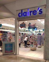 Magasin spécialisé dans les accessoires fantaisies pour cheveux, enfants et adolescents. Marseille centre commercial grand littoral  Clair’s