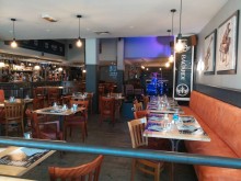 Restaurant pour repas de groupe de fin d'année pour entreprise Nîmes dans le Gard